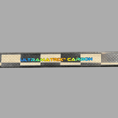 Bâton de hockey Pro All Black V2 – Intermédiaire